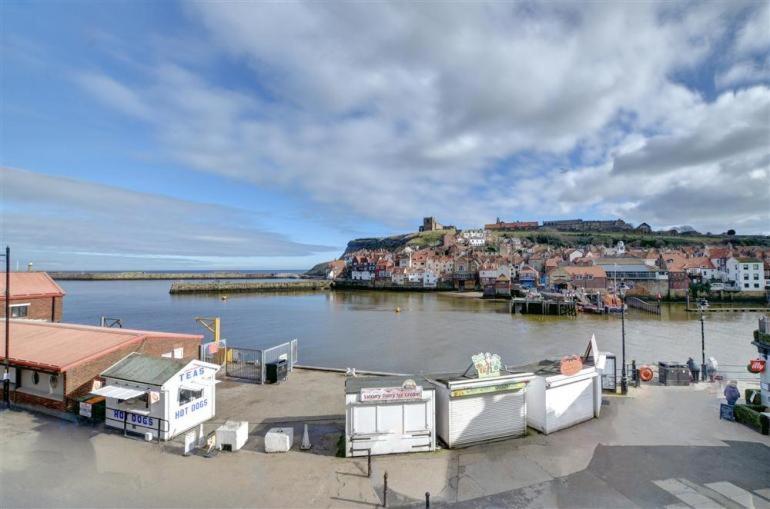Number 3 Pier Road Apartment Whitby Buitenkant foto